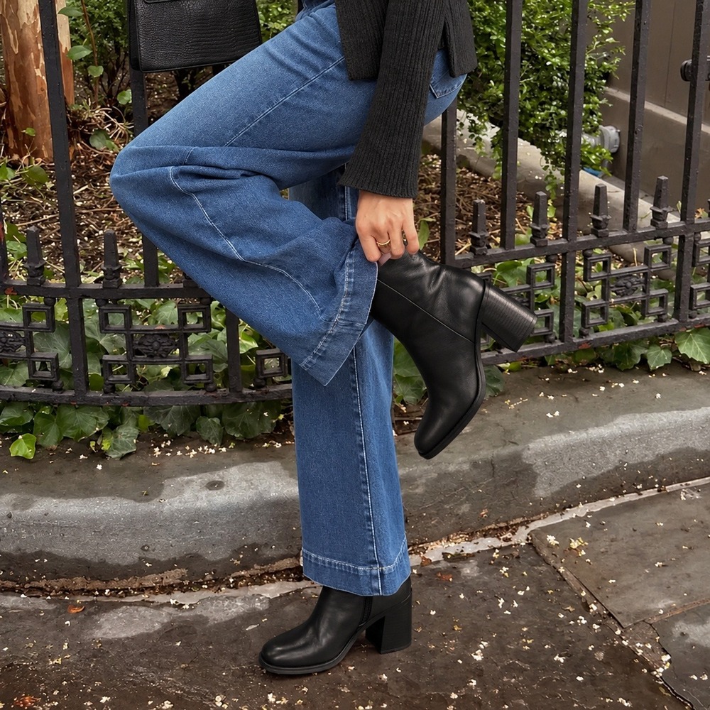 Marc Fisher Lysia Leather Booties 7M Black Square Toe Block Heel